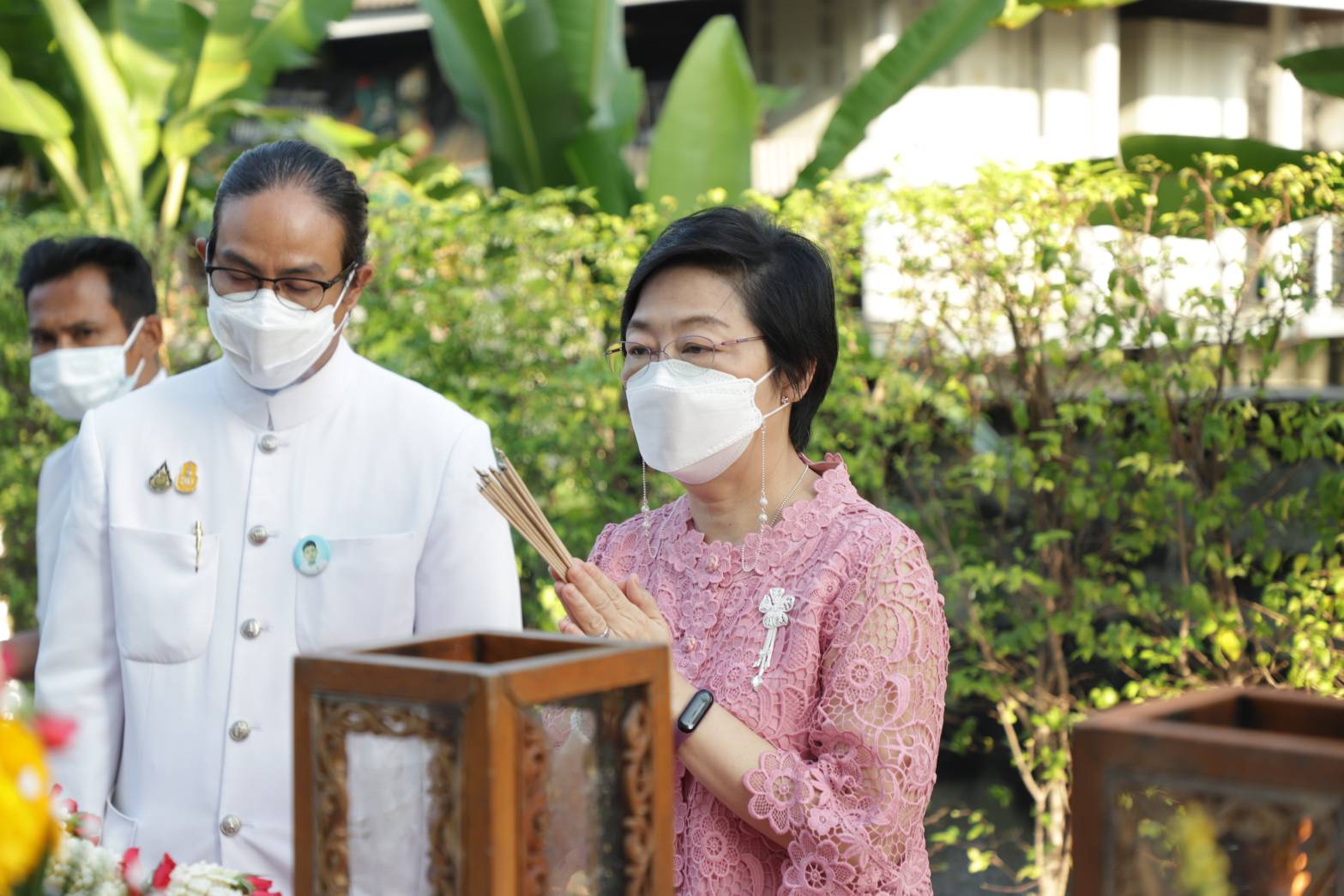 กรมบังคับคดีจัดพิธีบวงสรวงท่านท้าวมหาพรหมและศาลตายาย เนื่องในวันคล้ายวันสถาปนากรมบังคับคดี ครบรอบ 47 ปี